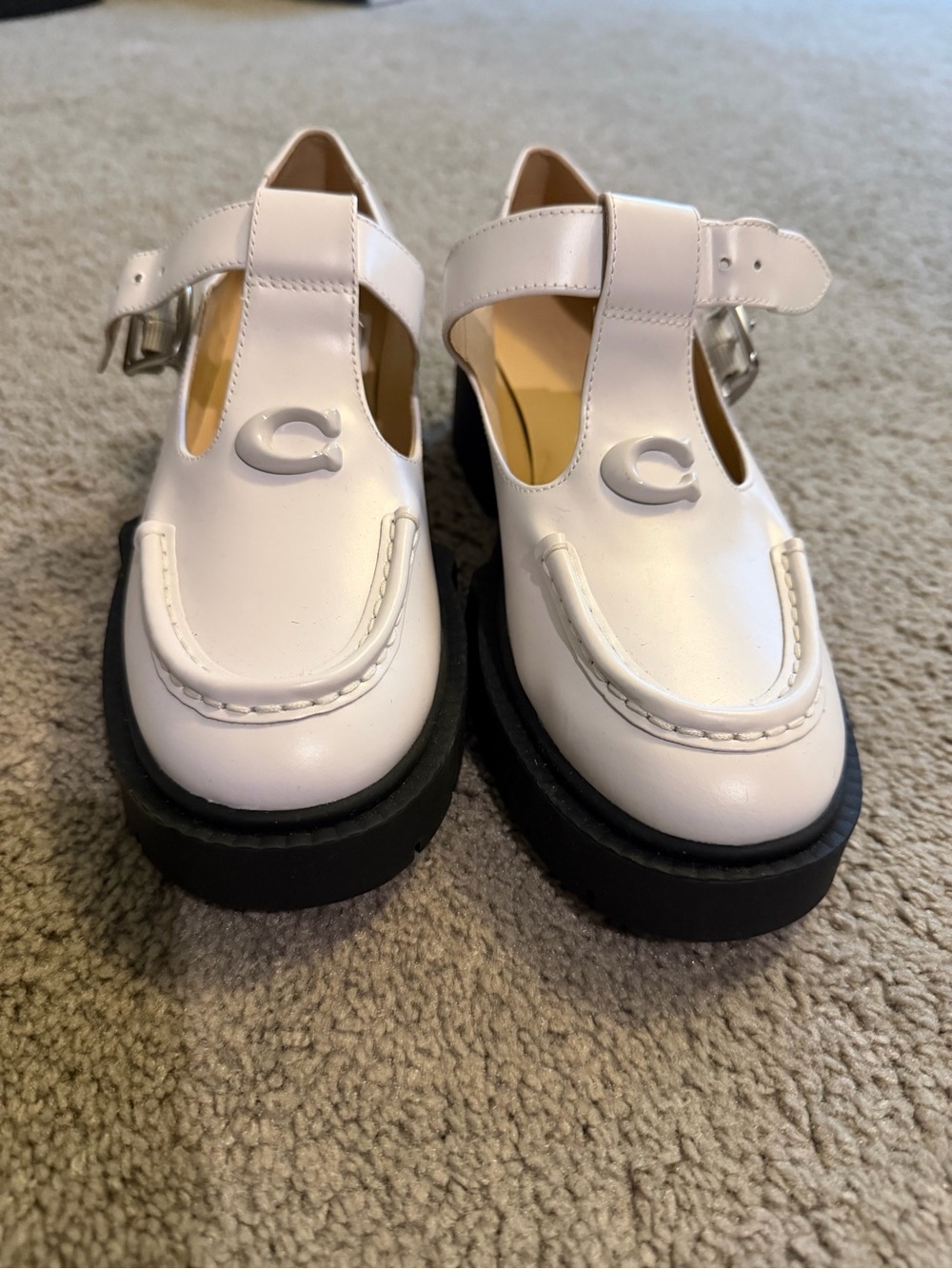 🆕 COACH Liv Mary Jane Platform shoe White size 6 1/2